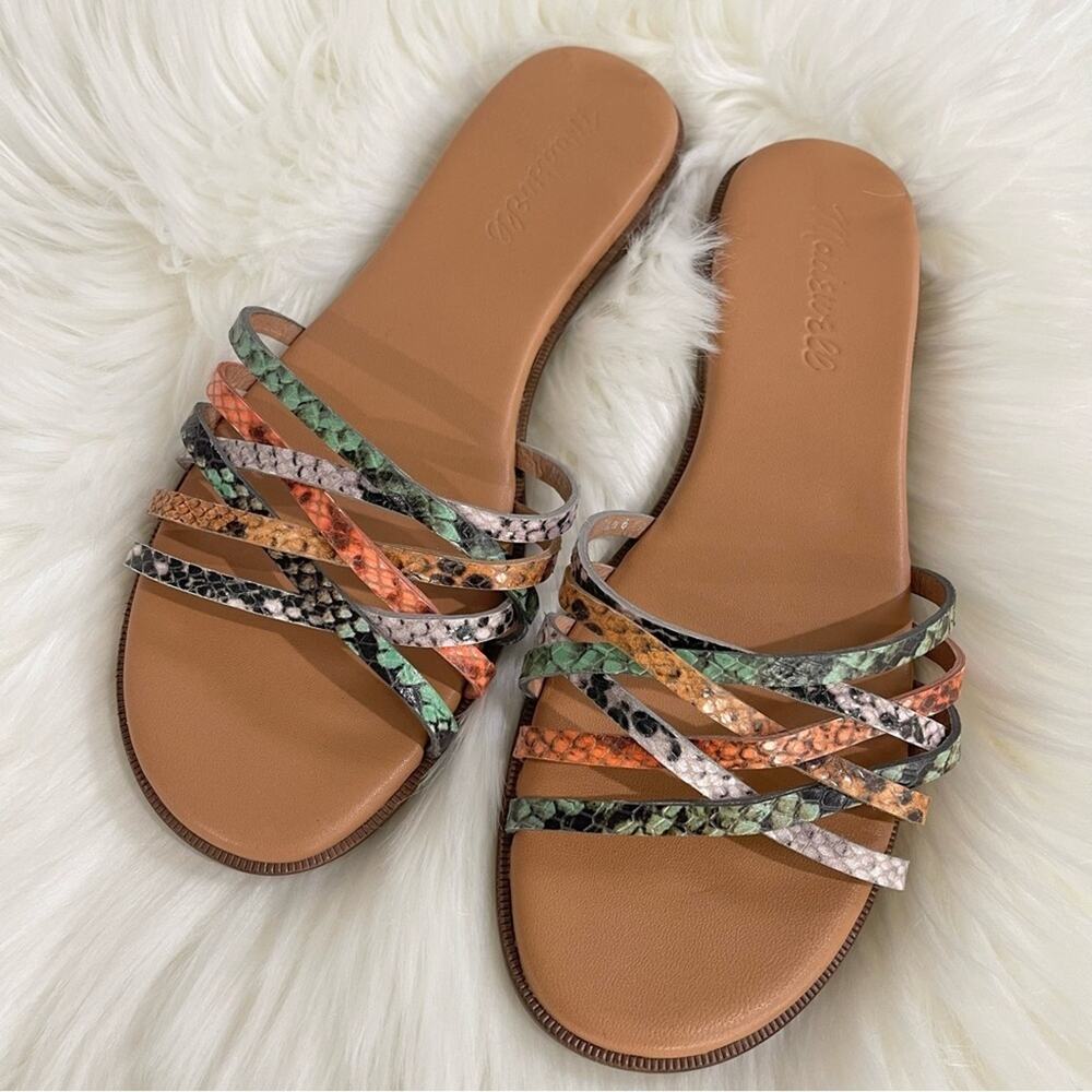 The Tracie Crisscross Slide Sandal in Snake Embossed
Leather Women’s Size 6 - Picture 6 of 8
